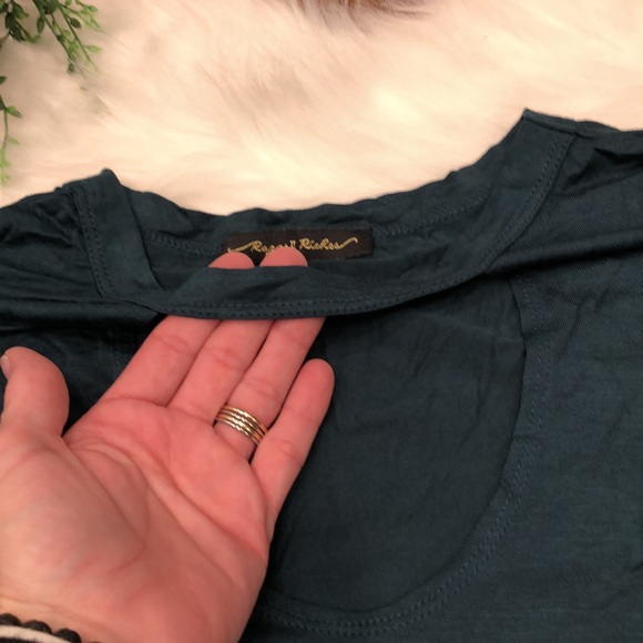 Rags to Riches tee - Picture 6 of 11